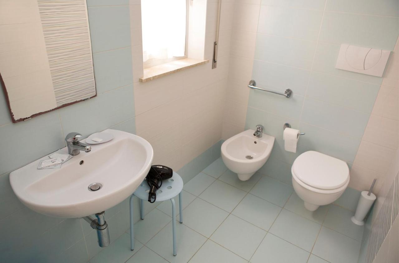 B&B Piazza Vittorio Trapani Extérieur photo